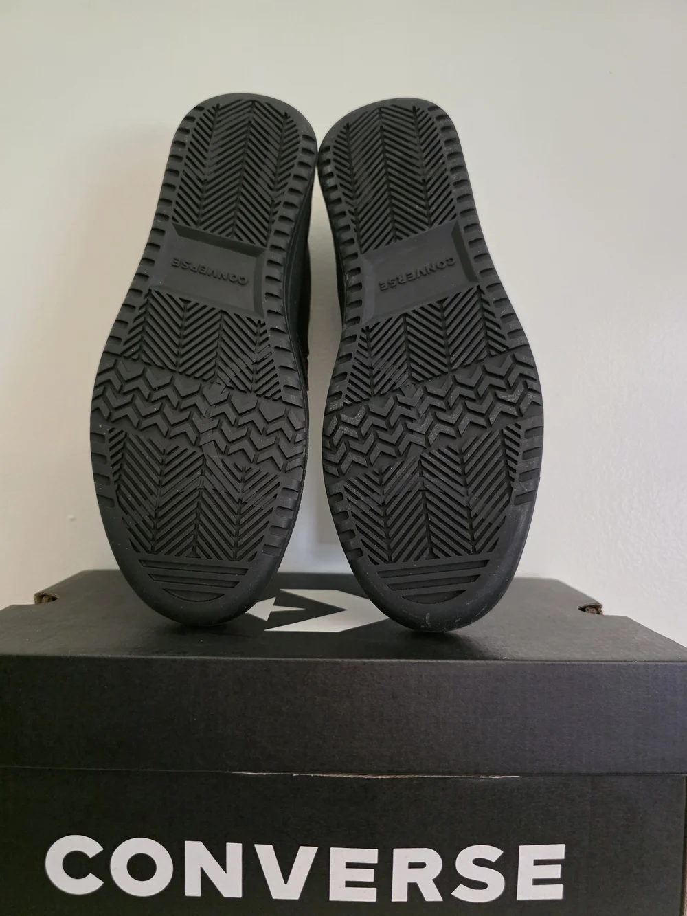 Converse Men's Black Low-Top Sneakers